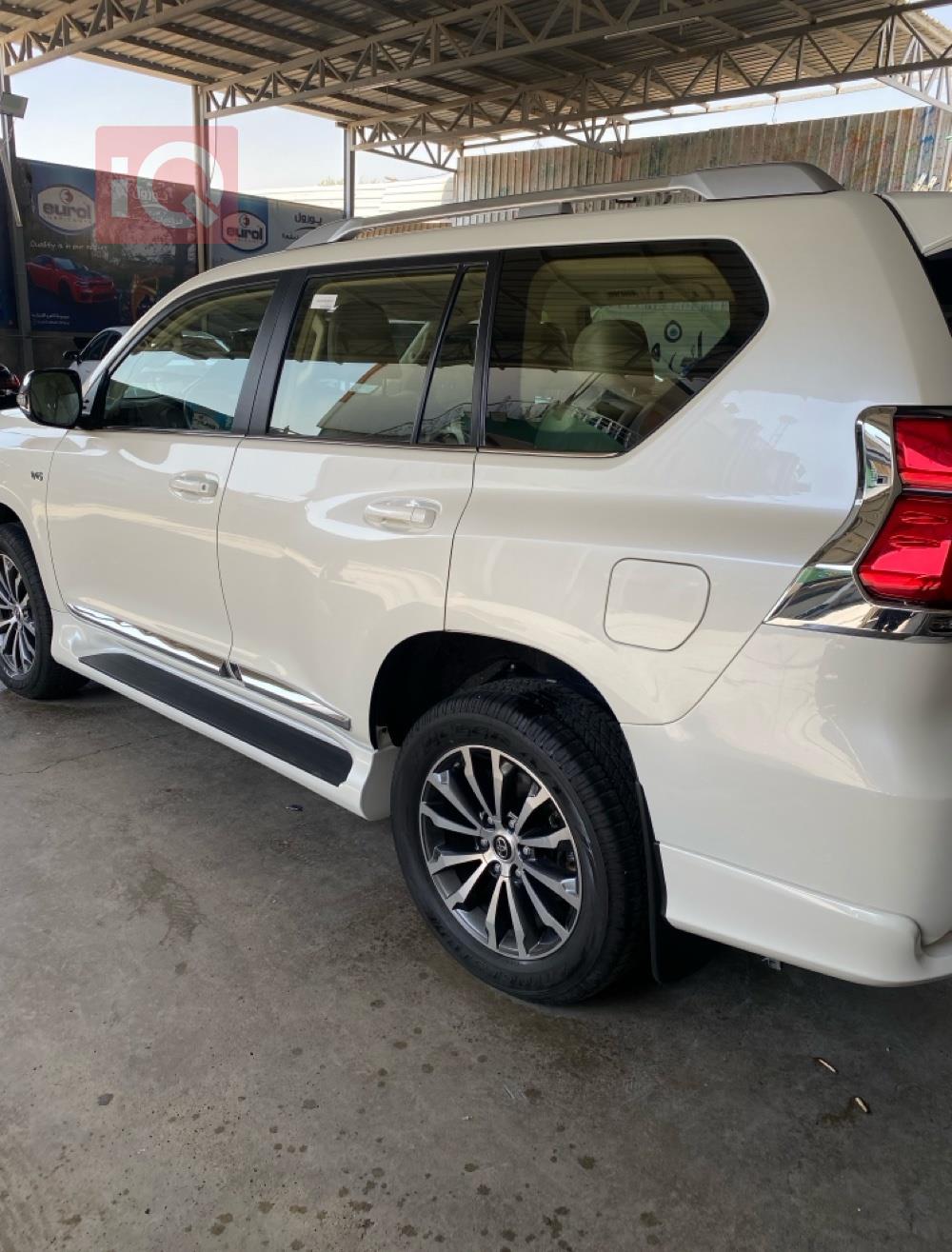 تۆیۆتا لاندكروزر پرادۆ